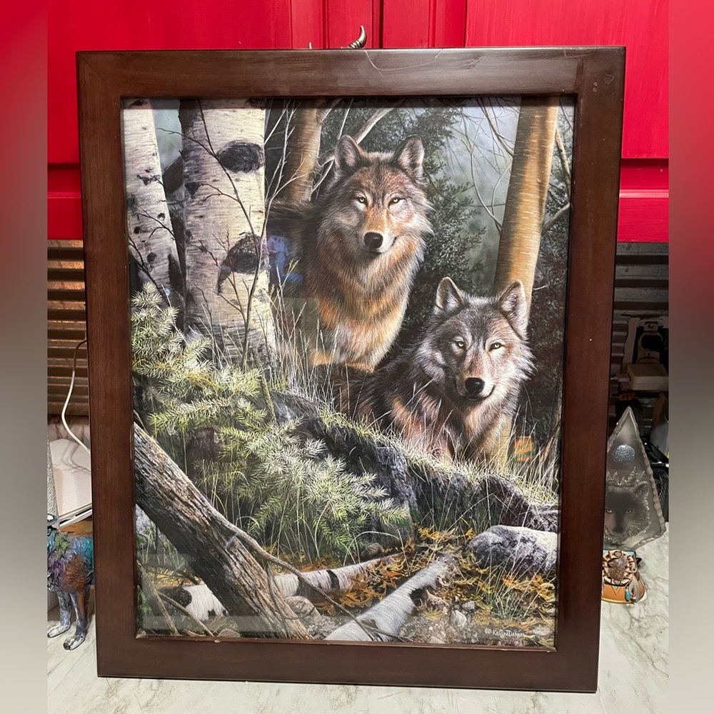 Wolf picture in frame